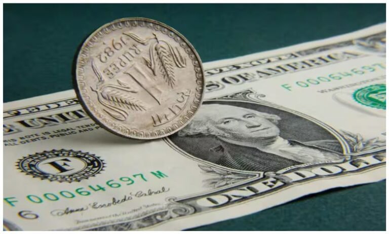 rupee-is-strong-compare-to-dollar