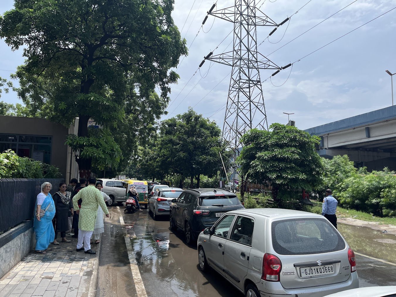 जन्माष्टमी के दिन अहमदाबाद में गरज और बिजली के साथ भारी बारिश, दो अंडरपास बंद 5 - छवि